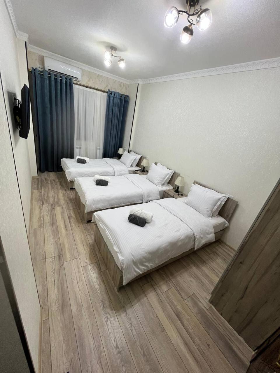 Everland Guest House Buchara Buitenkant foto