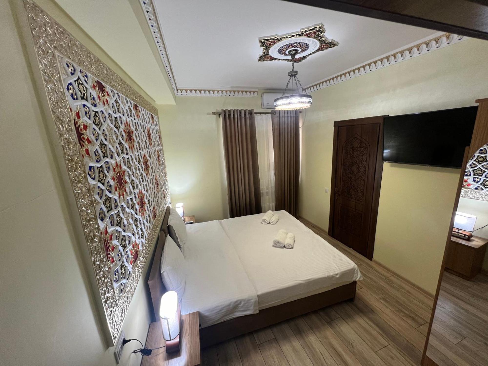 Everland Guest House Buchara Buitenkant foto